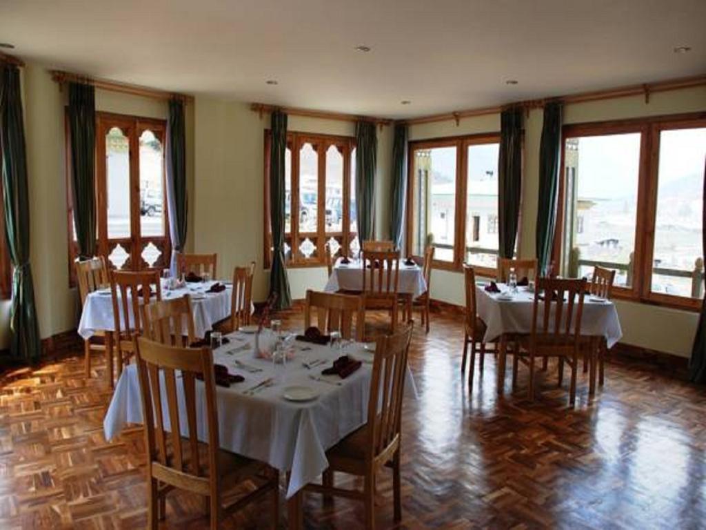 Khangkhu Resort Paro Ngoại thất bức ảnh