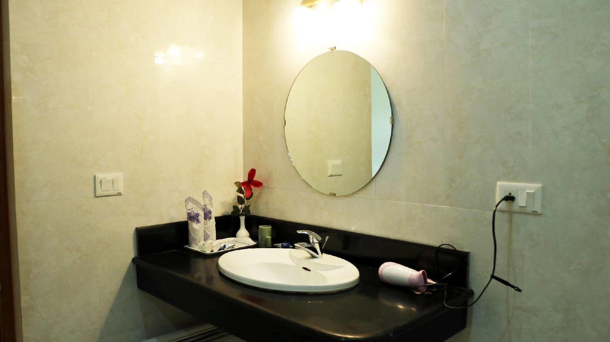Khangkhu Resort Paro Ngoại thất bức ảnh